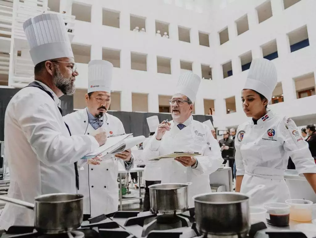 Worldchefs
Culinary Competitions
competition judging
pastry arts
culinary arts